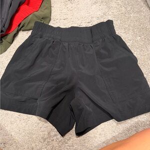 Wayfind shorts